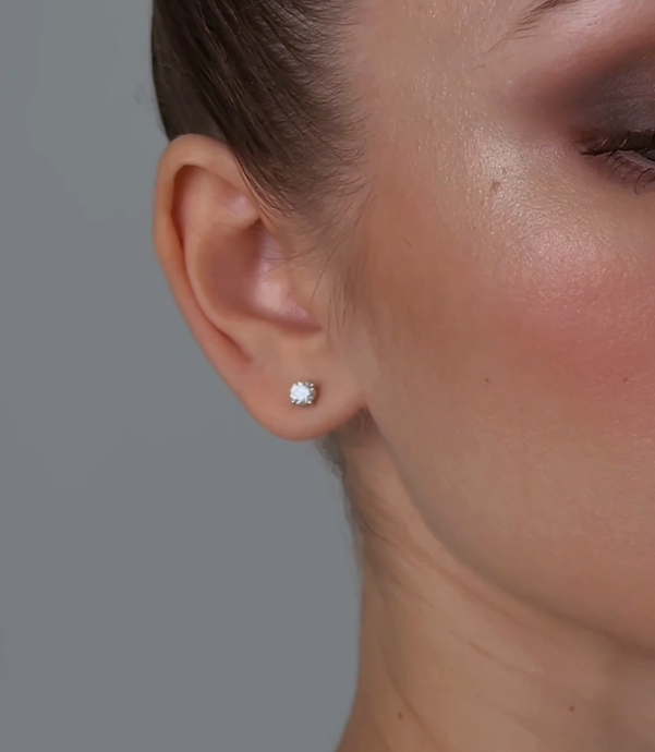 Серьги из золота с камнем бриллиант | Ювелирные украшения Sarkissian - фото 3 d