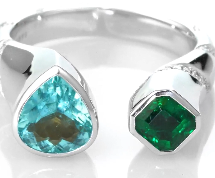 Кольцо из белого золота с изумрудом и турмалином параиба | Ювелирные украшения Sarkissian - фото 3 d