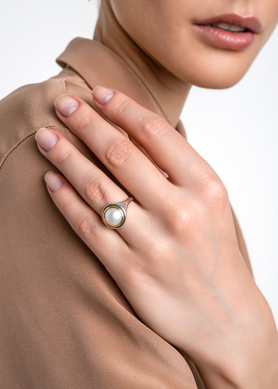Кольцо из серебра с камнем жемчуг | Ювелирные украшения Sarkissian - фото 14