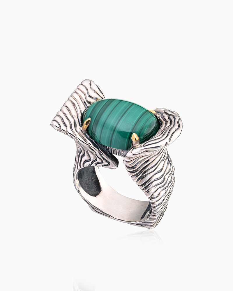 Кольцо из серебра с камнем малахит - фото 1