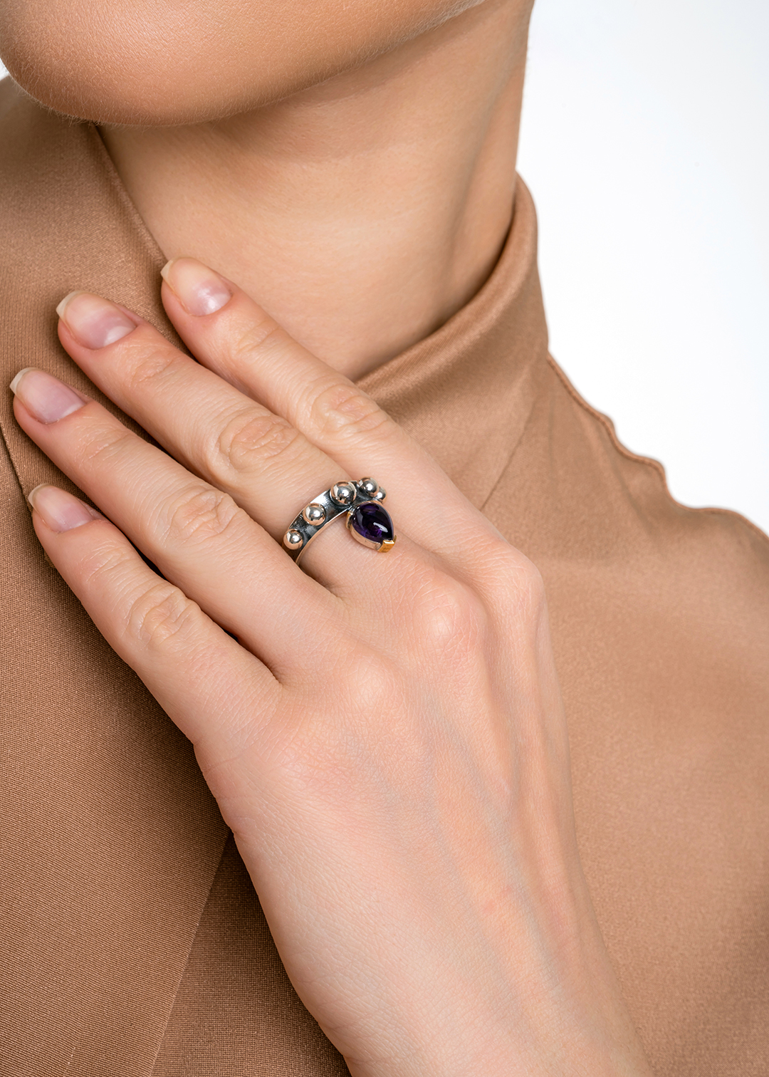 Кольцо из серебра с камнем аметист | Ювелирные украшения Sarkissian - фото 12
