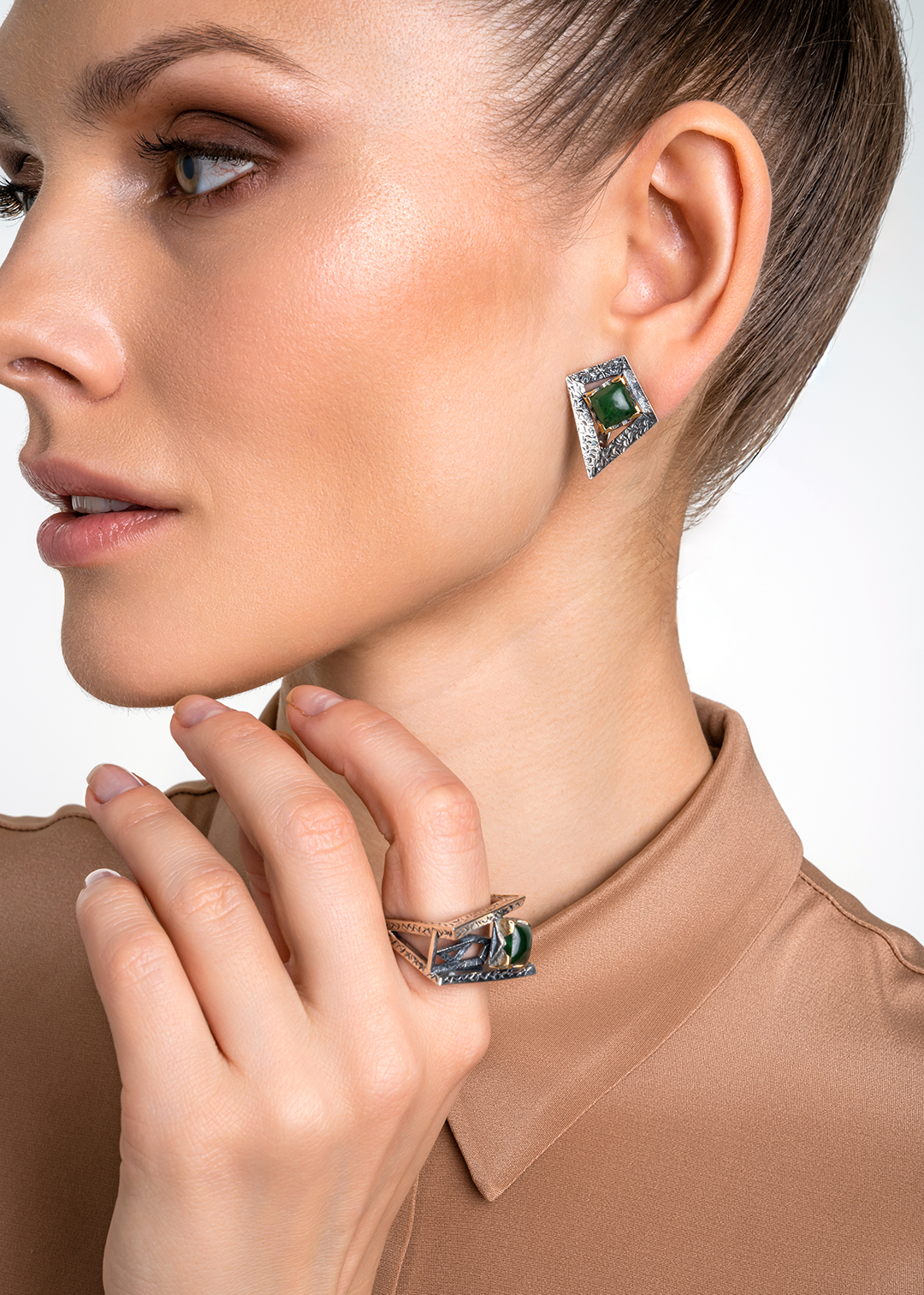 Серебряные серьги с камнем нефрит | Ювелирные украшения Sarkissian - фото 15