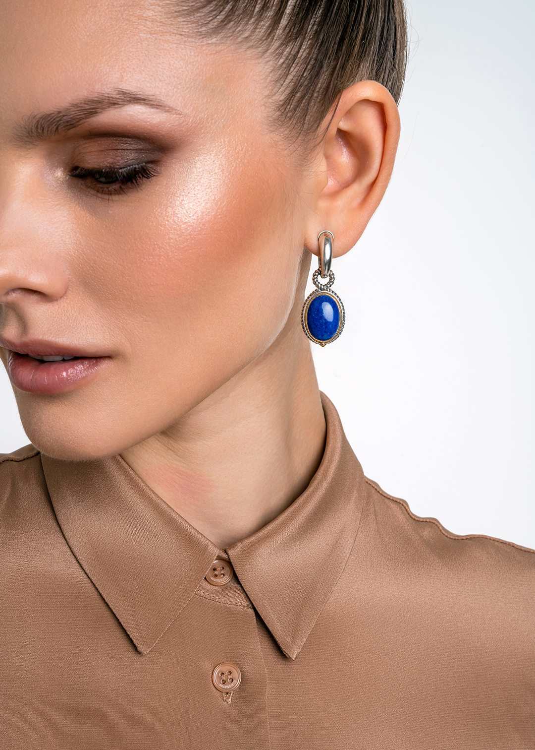 Серьги из серебра с камнем лазурит - фото 2