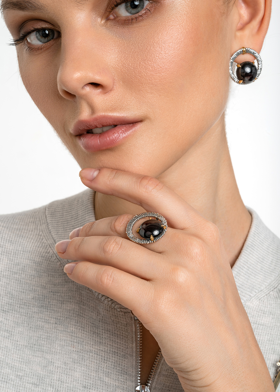 Кольцо из серебра с камнем гранат | Ювелирные украшения Sarkissian - фото 15