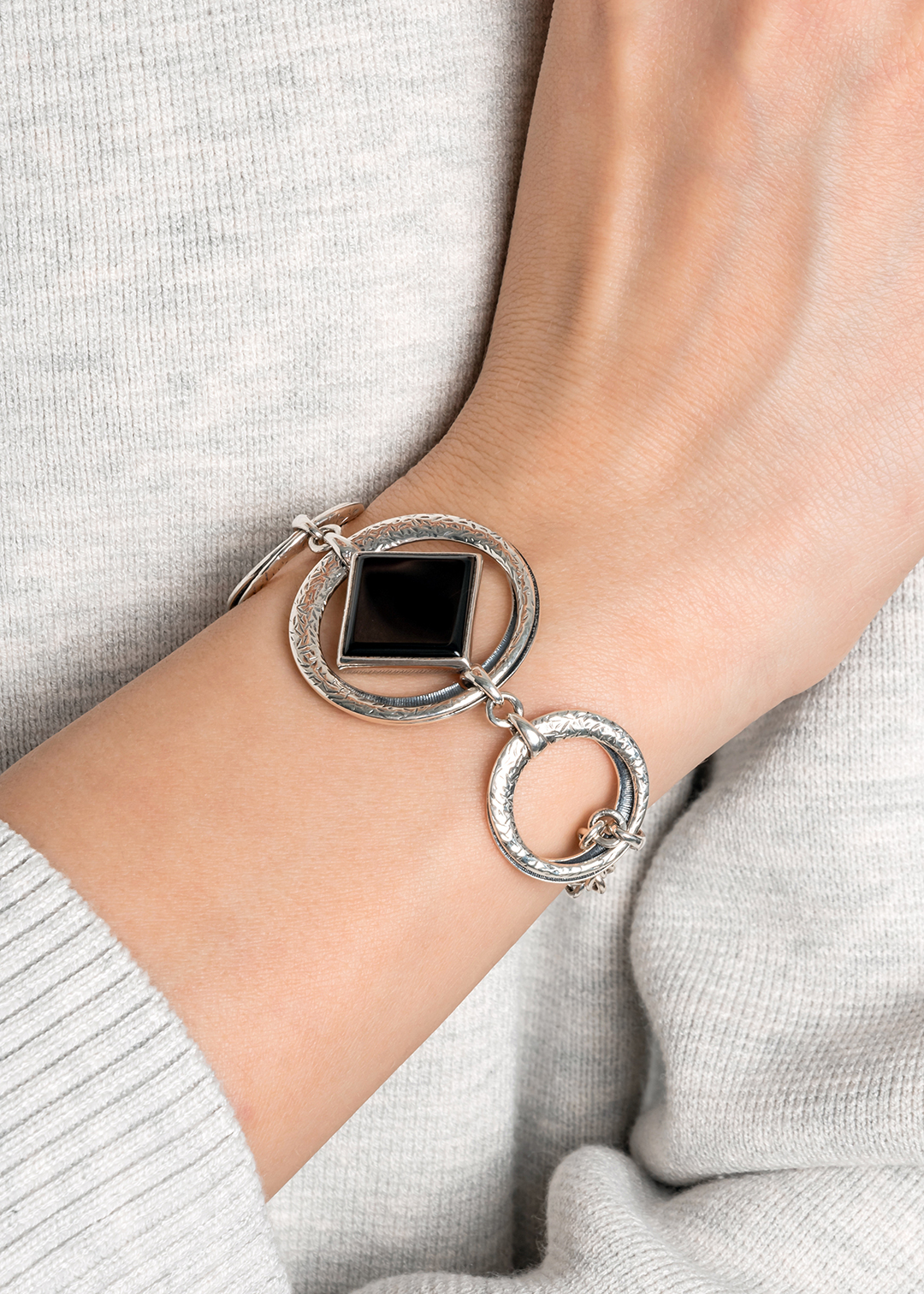 Браслет из серебра с камнем оникс | Ювелирные украшения Sarkissian - фото 10