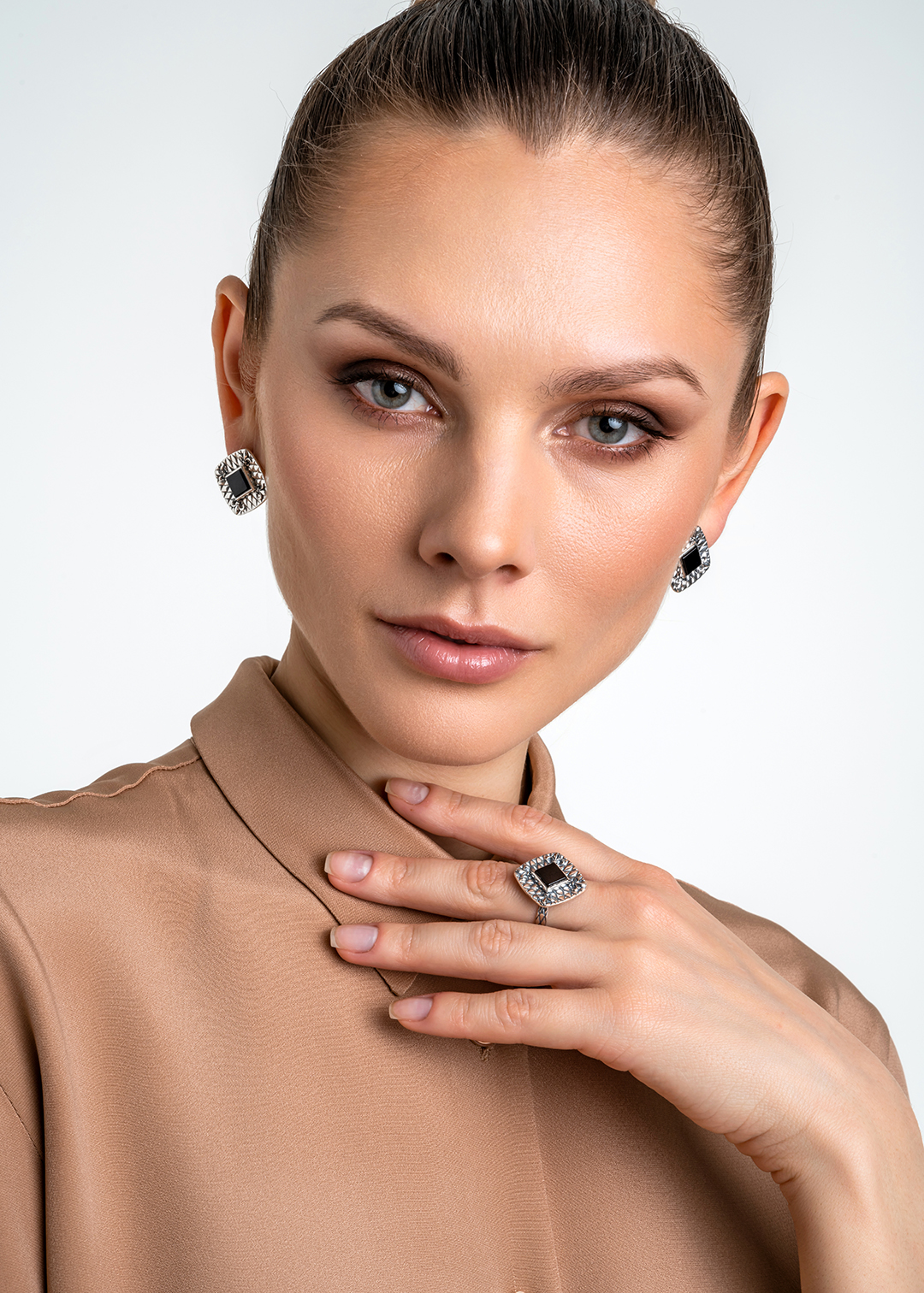 Кольцо из серебра с камнем оникс | Ювелирные украшения Sarkissian - фото 18