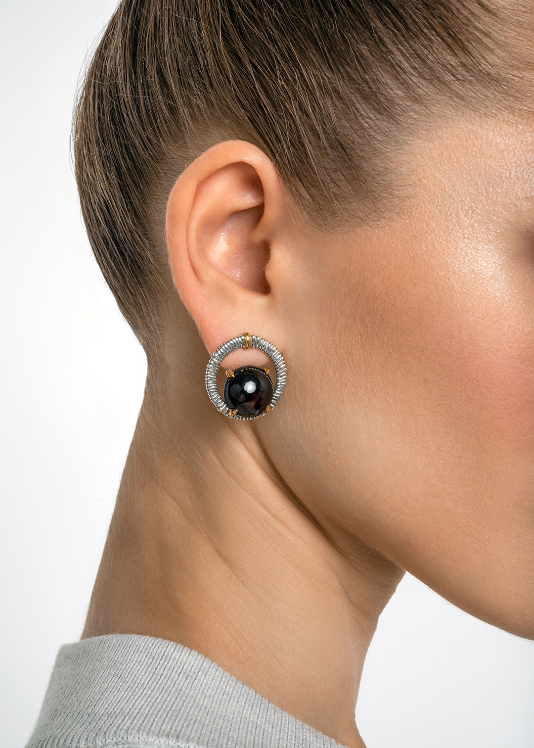 Серьги с гранатом из серебра - фото 1