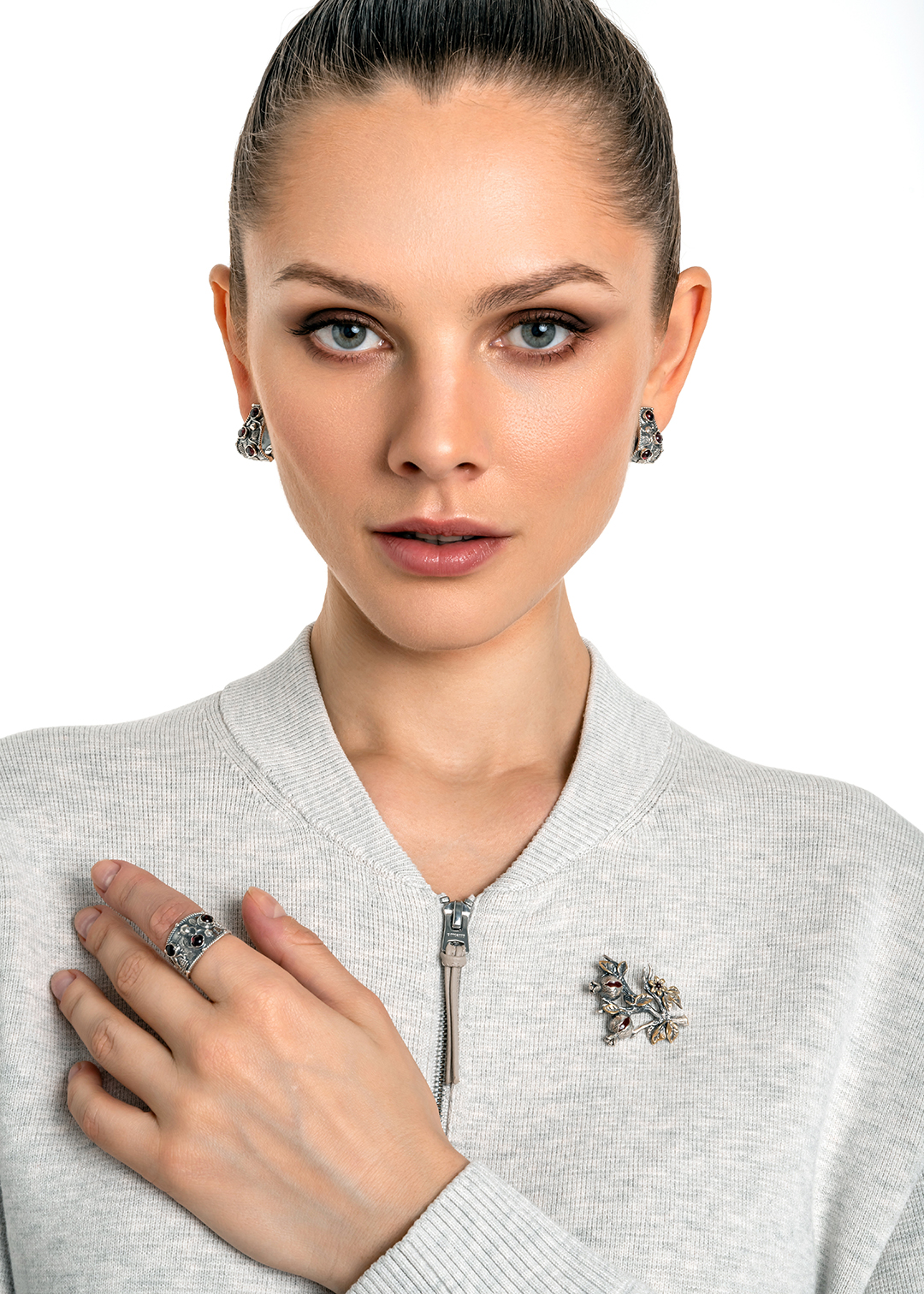 Брошь из серебра с камнем гранат | Ювелирные украшения Sarkissian - фото 9