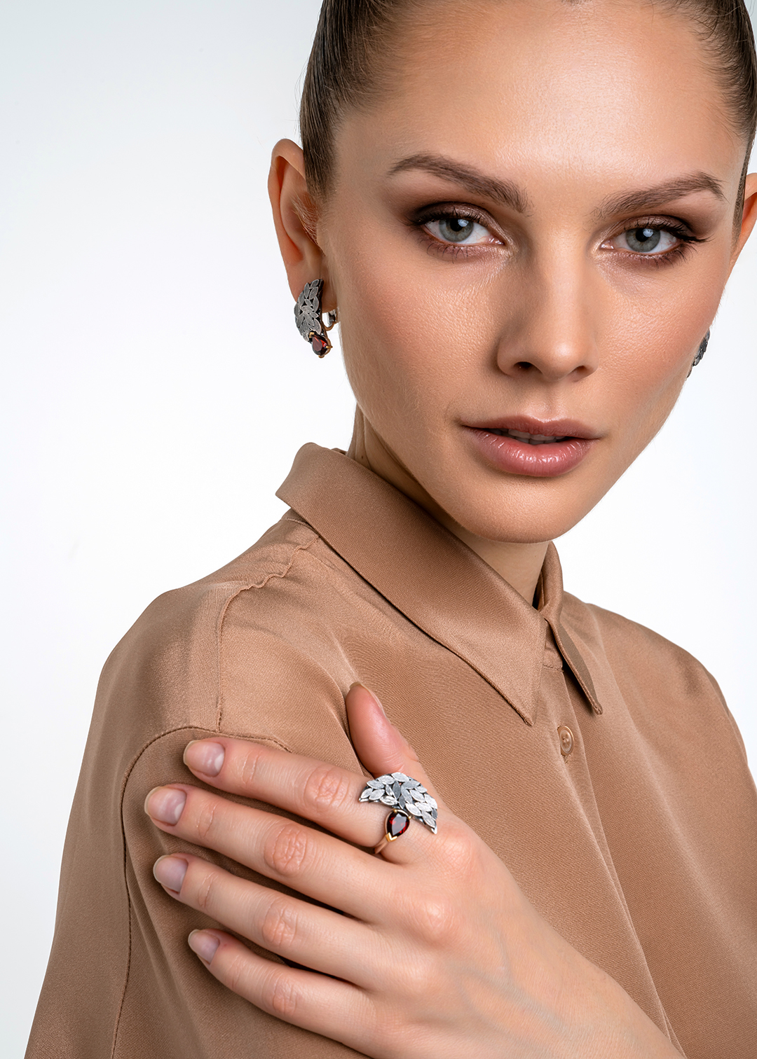 Серьги с гранатом из серебра | Ювелирные украшения Sarkissian - фото 17