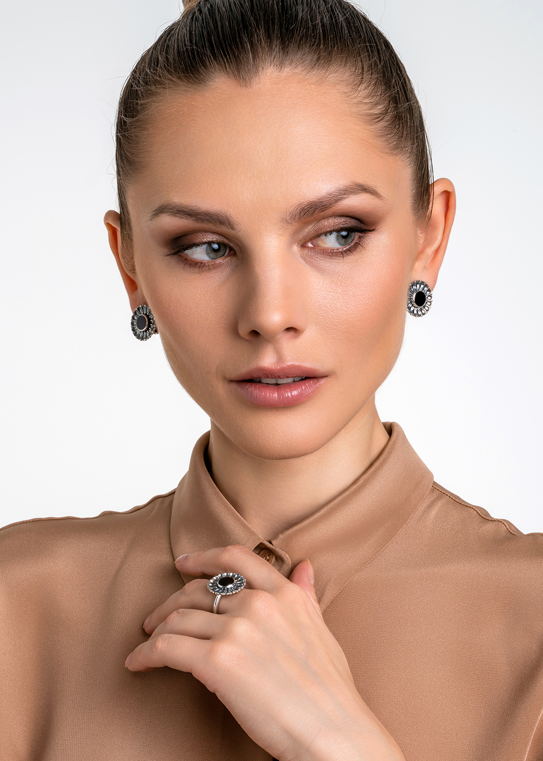 Серьги из серебра с камнем оникс | Ювелирные украшения Sarkissian - фото 9