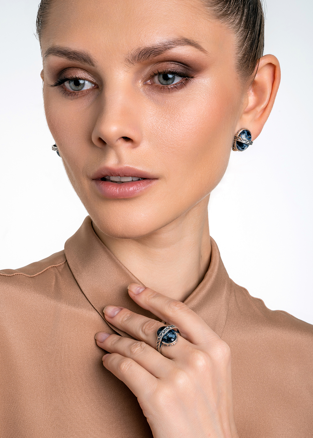 Серьги из серебра с камнем питерсит | Ювелирные украшения Sarkissian - фото 14