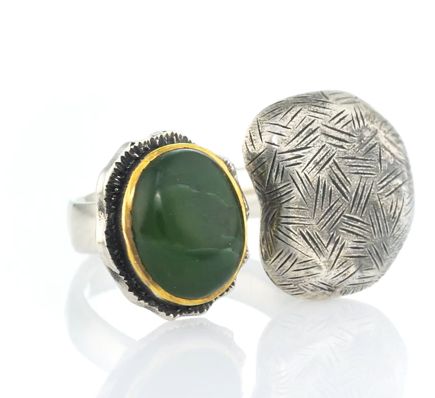 Cеребряное кольцо с камнем нефрит | Ювелирные украшения Sarkissian - фото 3 d