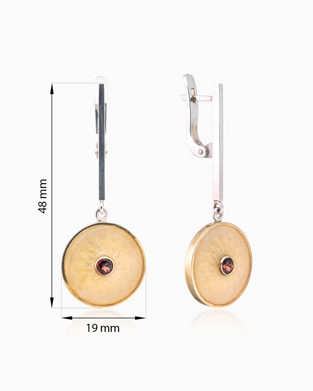 Серьги из серебра с камнем гранат - фото 2