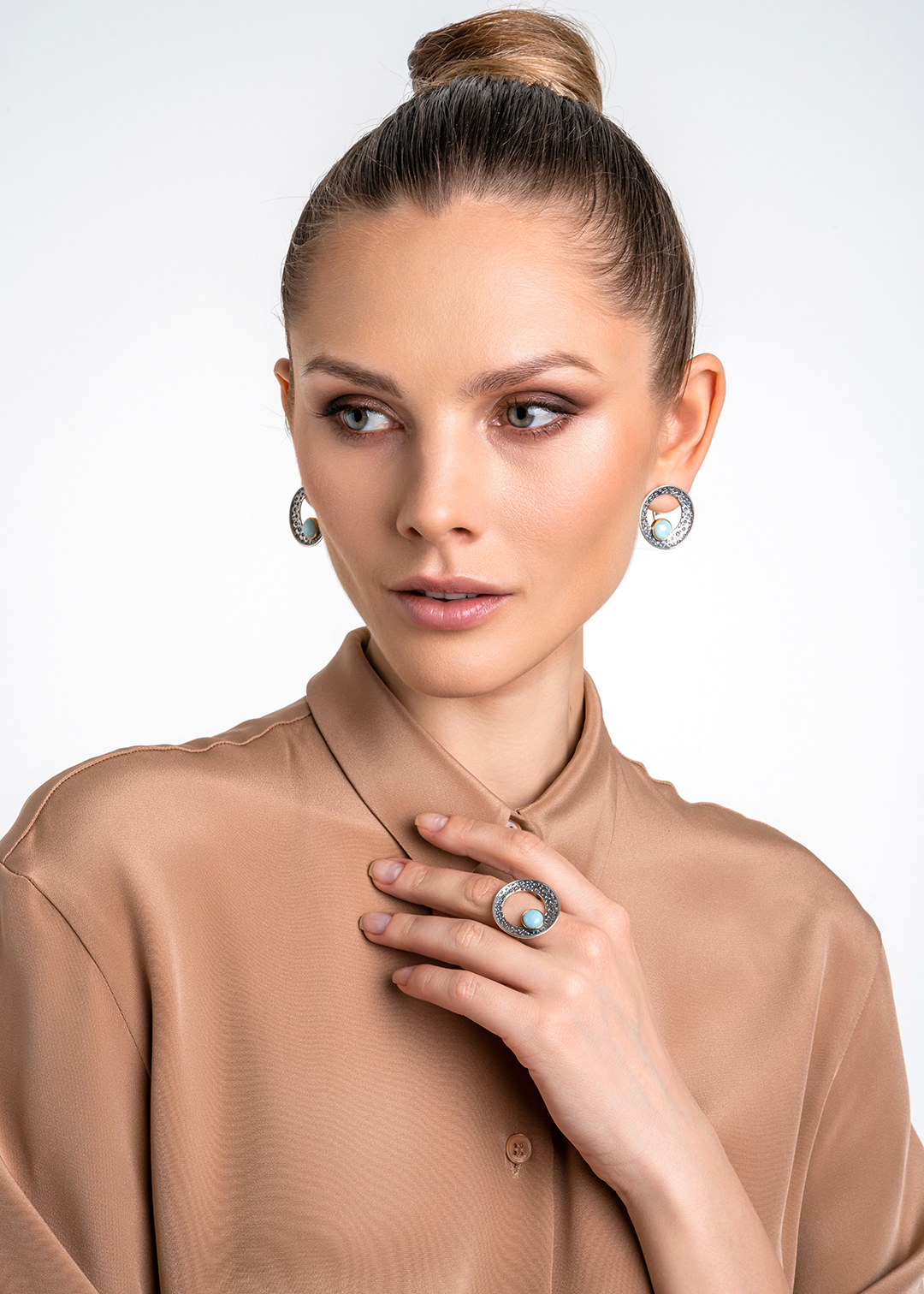 Кольцо из серебра с камнем ларимар | Ювелирные украшения Sarkissian - фото 15