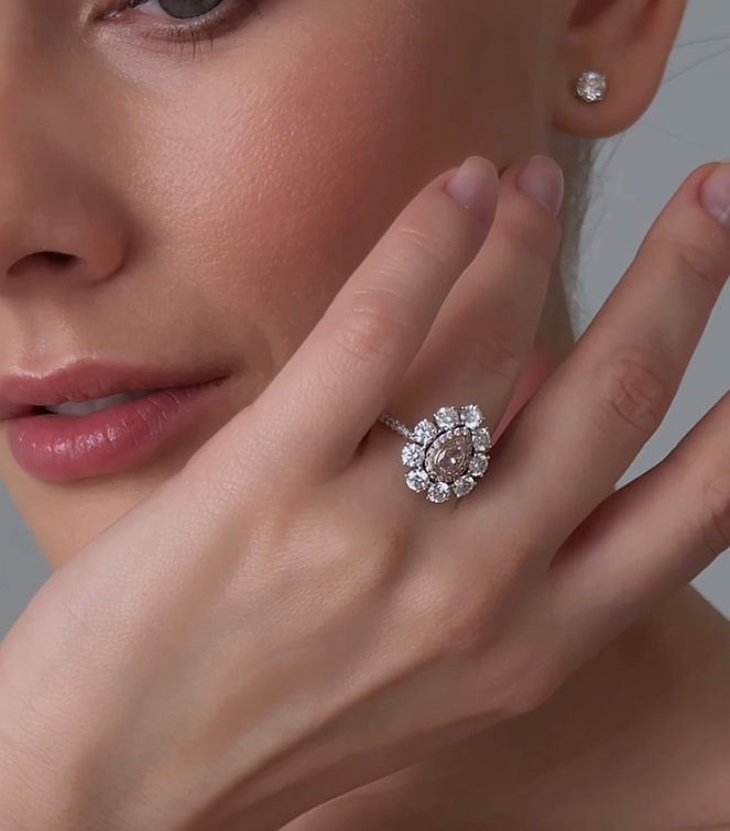 Кольцо из белого золота с бриллиантами | Ювелирные украшения Sarkissian - фото 3 d