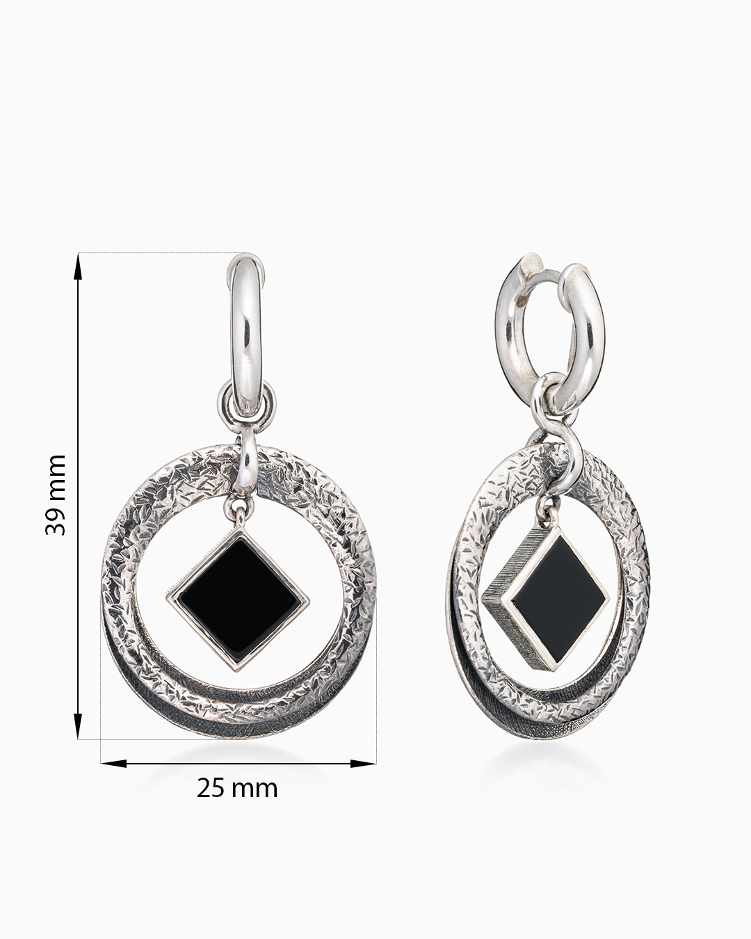 Серьги из серебра с камнем оникс - фото 2