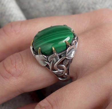 Серебряное кольцо «Малахитовый Мотив» | Ювелирные украшения Sarkissian - фото 1 d