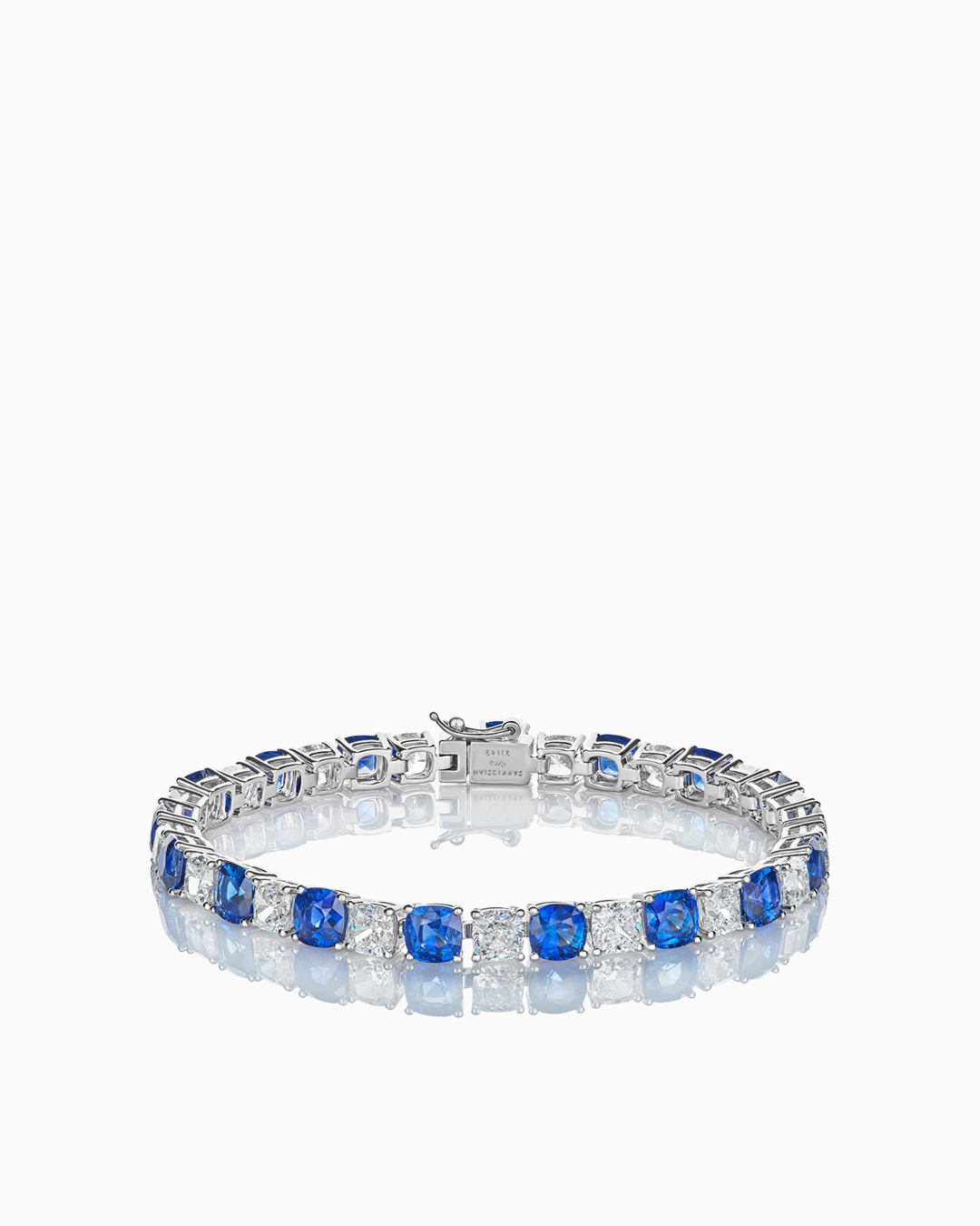 Браслет из золота с камнем сапфир - фото 1