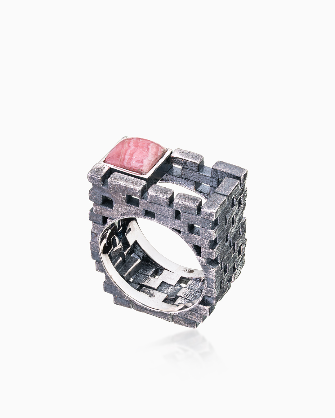 Кольцо из серебра с камнем родохрозит - фото 1