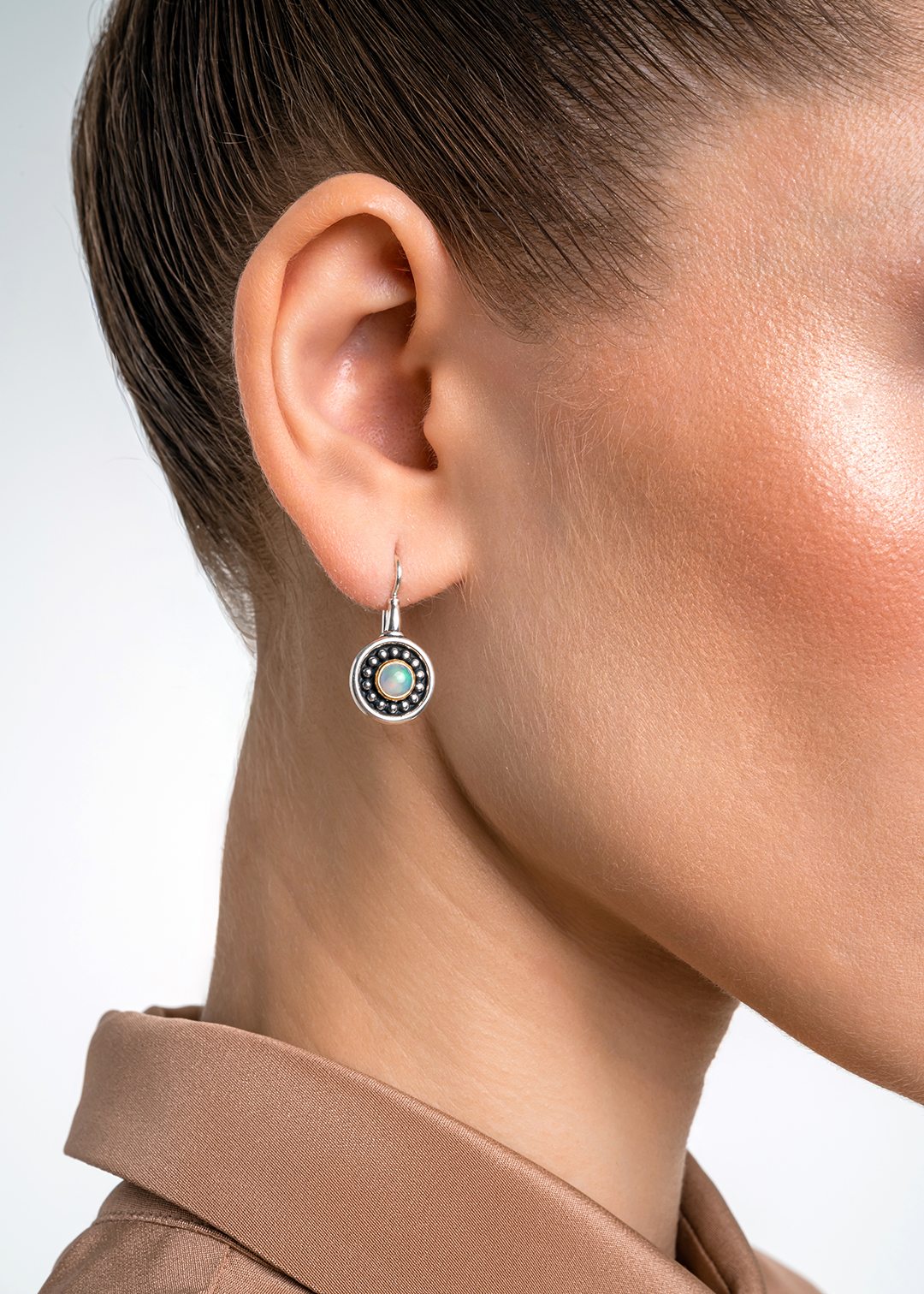 Серьги из серебра с камнем опал - фото 2