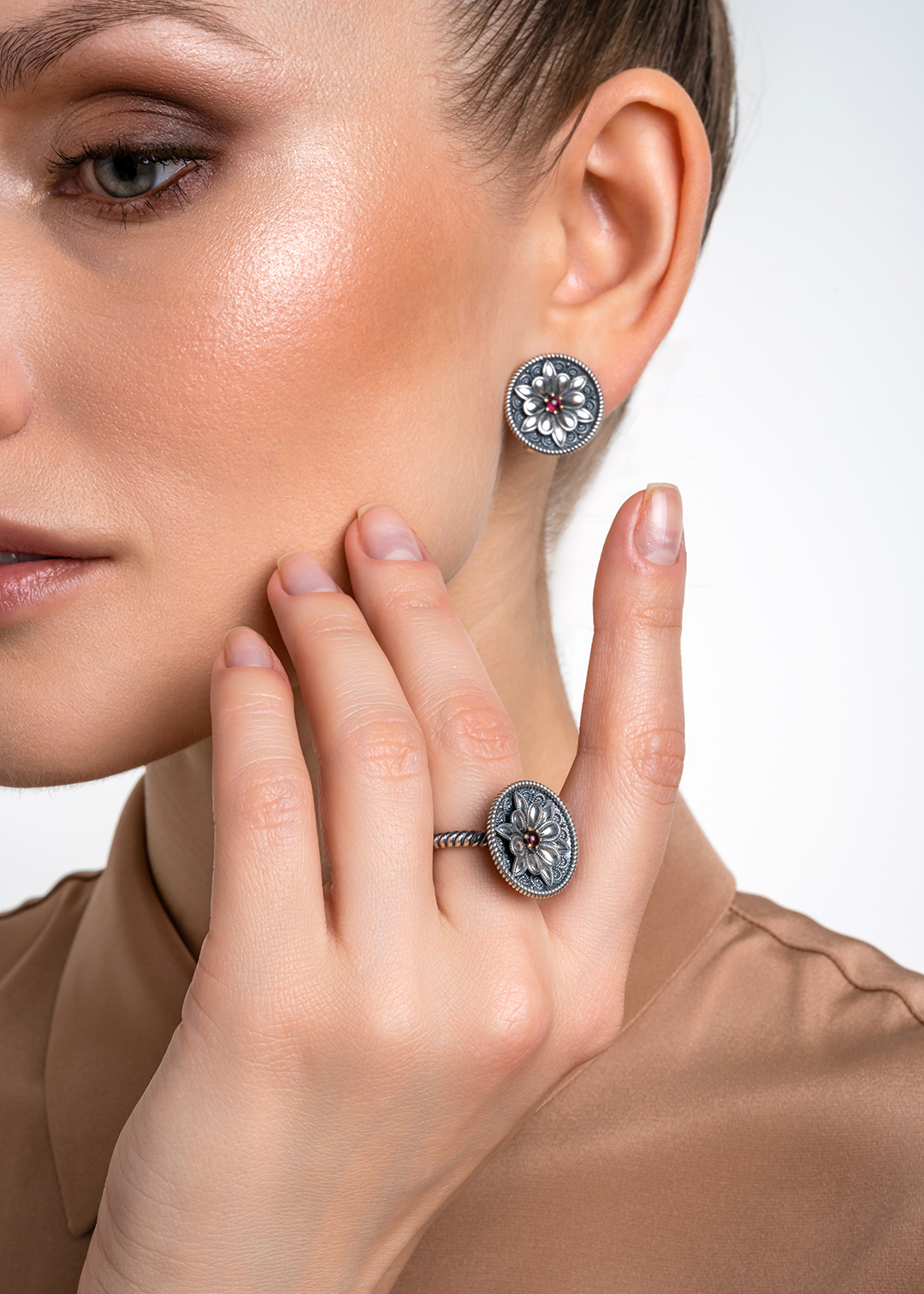 Серьги с гранатом из серебра | Ювелирные украшения Sarkissian - фото 17