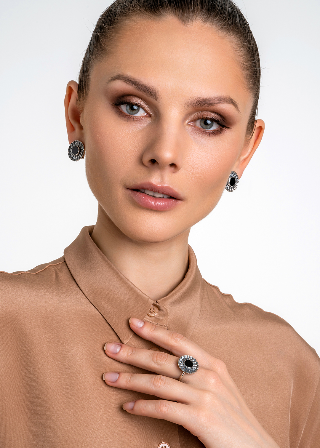 Серьги из серебра с камнем оникс | Ювелирные украшения Sarkissian - фото 10