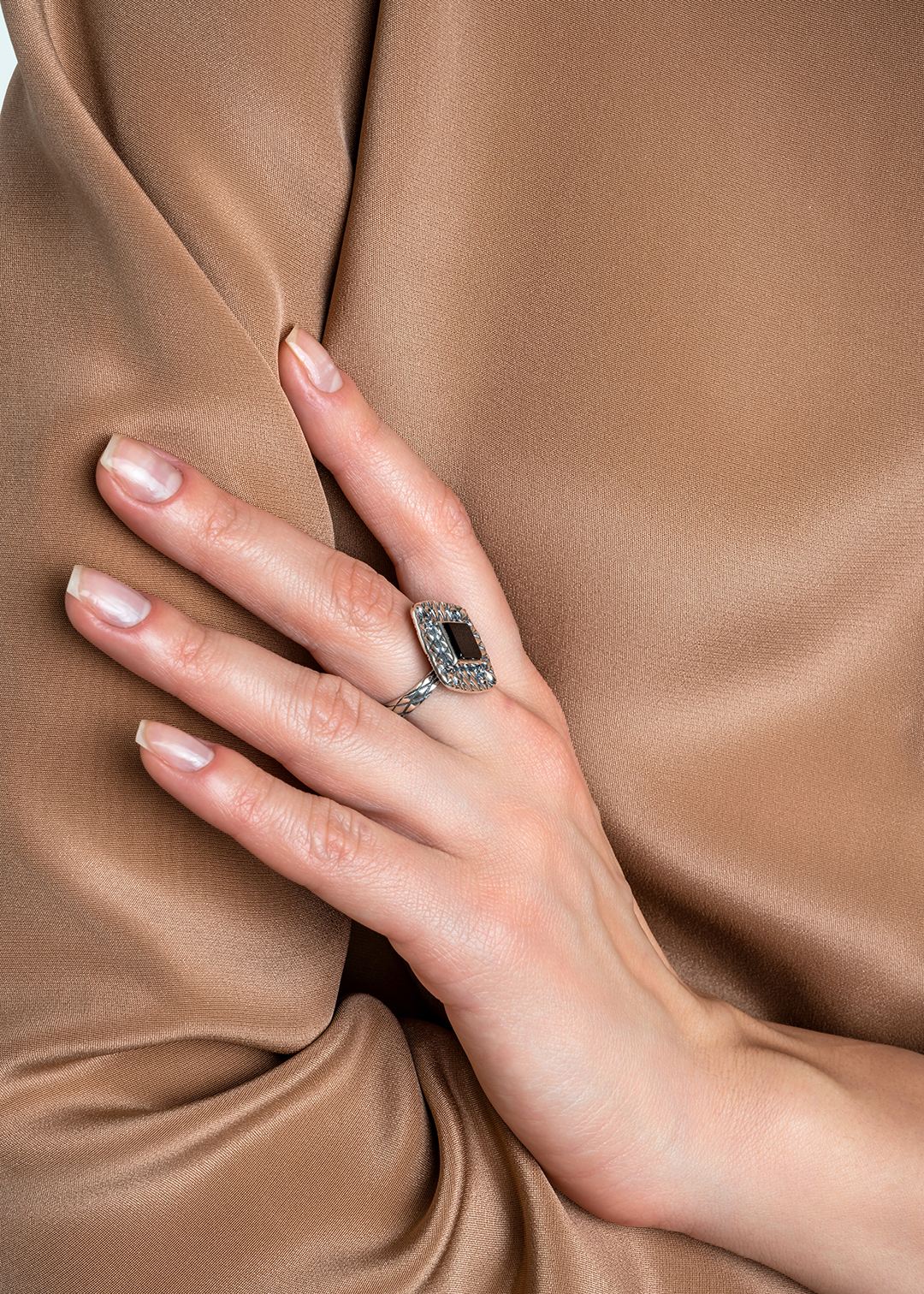 Кольцо из серебра с камнем оникс | Ювелирные украшения Sarkissian - фото 15