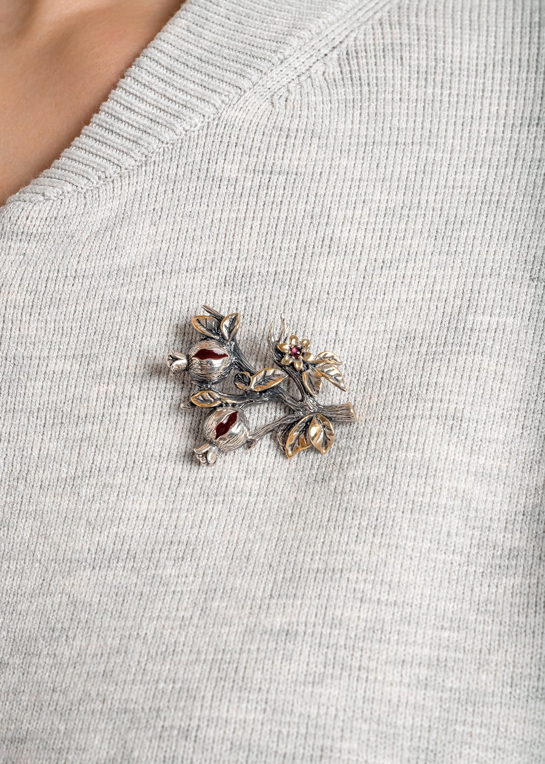 Брошь из серебра с камнем гранат | Ювелирные украшения Sarkissian - фото 8