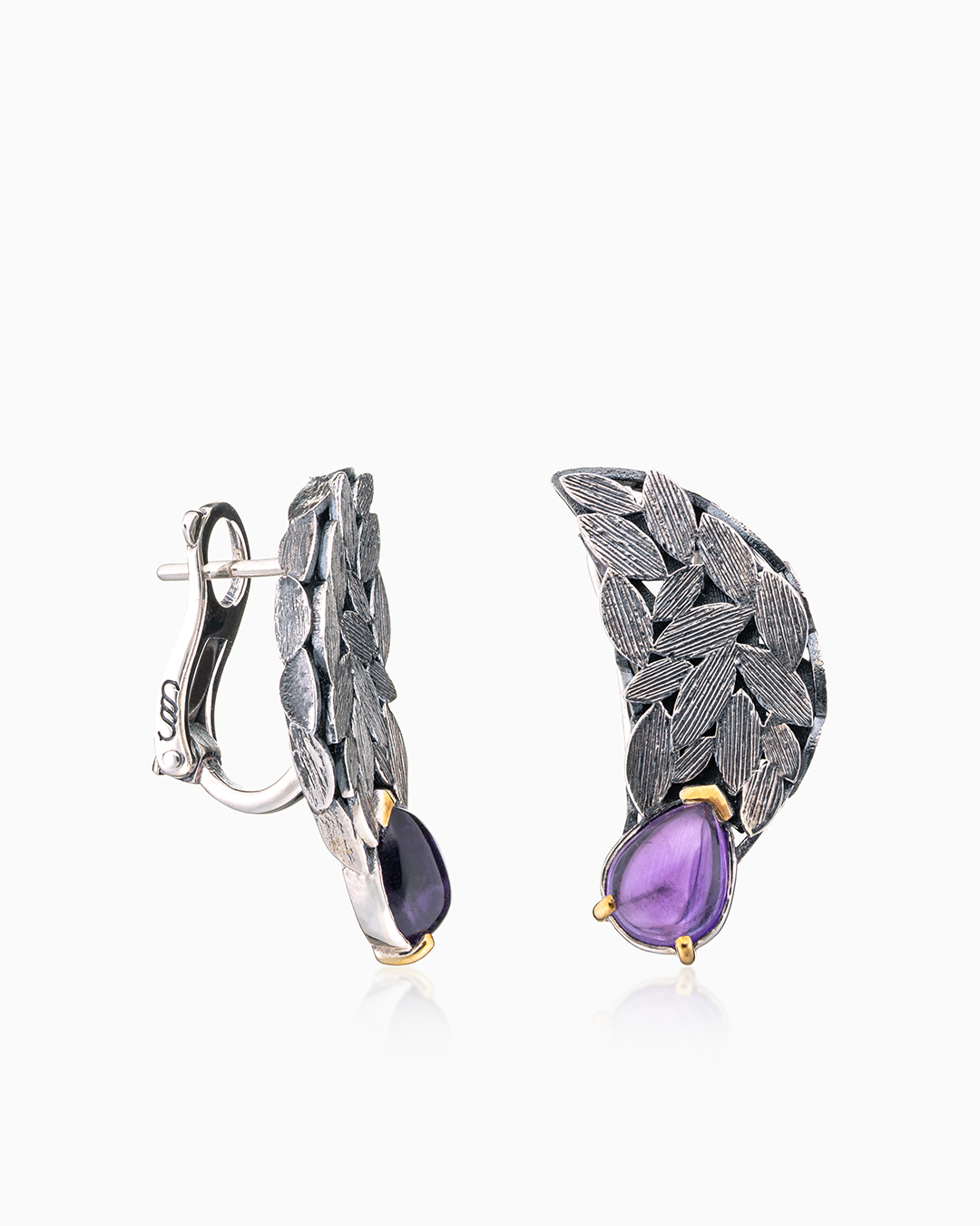 Серьги из серебра с камнем аметист - фото 1