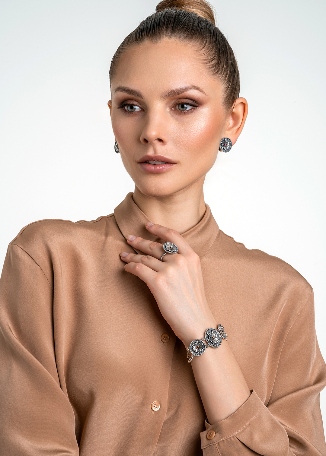 Серьги с гранатом из серебра | Ювелирные украшения Sarkissian - фото 20