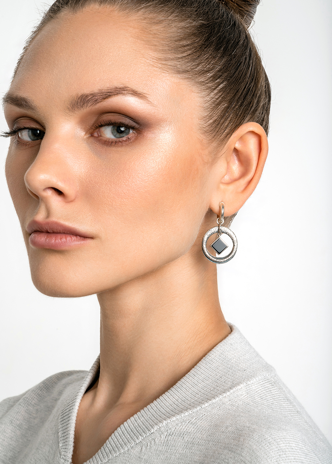 Серьги из серебра с камнем оникс | Ювелирные украшения Sarkissian - фото 9