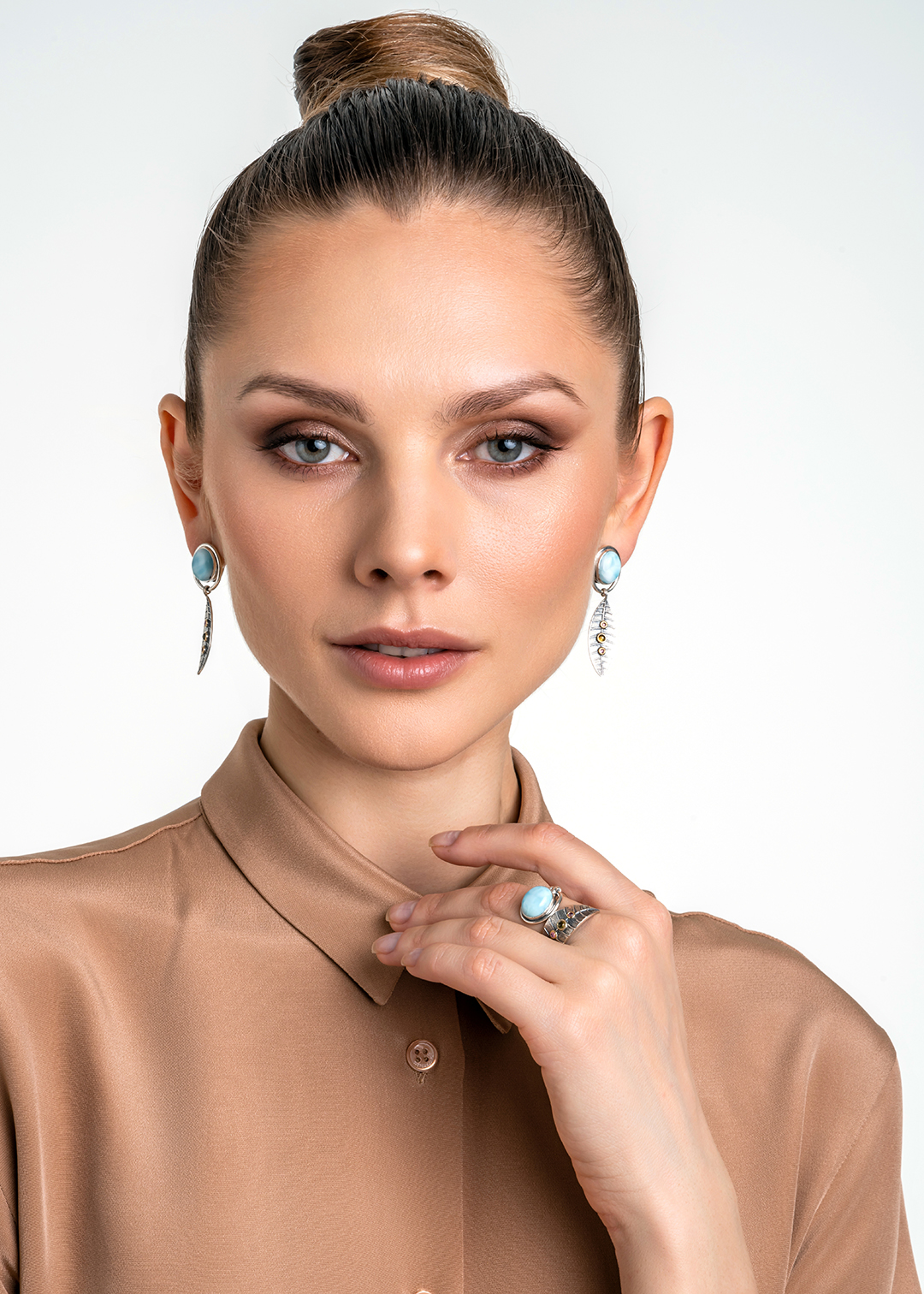 Кольцо из серебра с камнем ларимар | Ювелирные украшения Sarkissian - фото 17