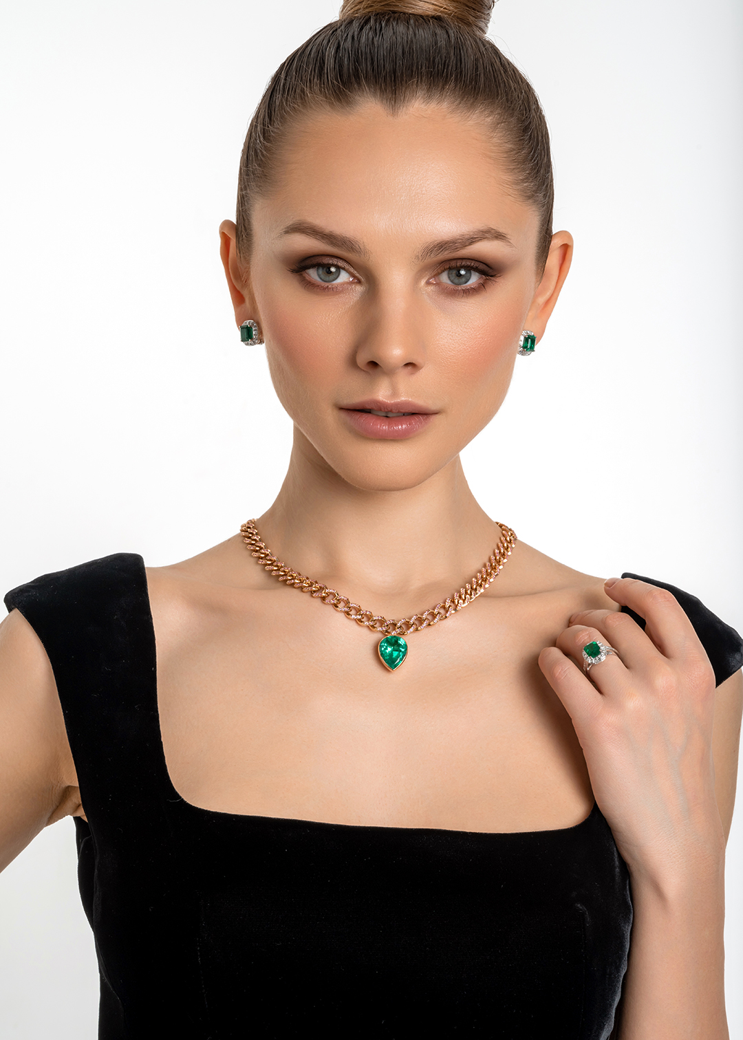 Колье из золота с изумрудом и розовыми сапфирами | Ювелирные украшения Sarkissian - фото 13