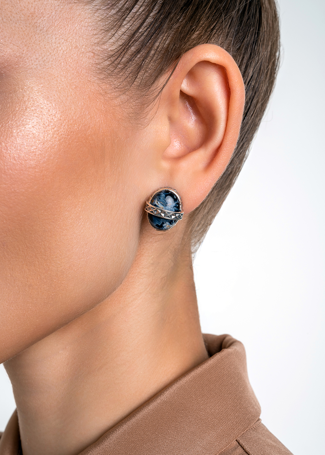 Серьги из серебра с камнем питерсит - фото 2