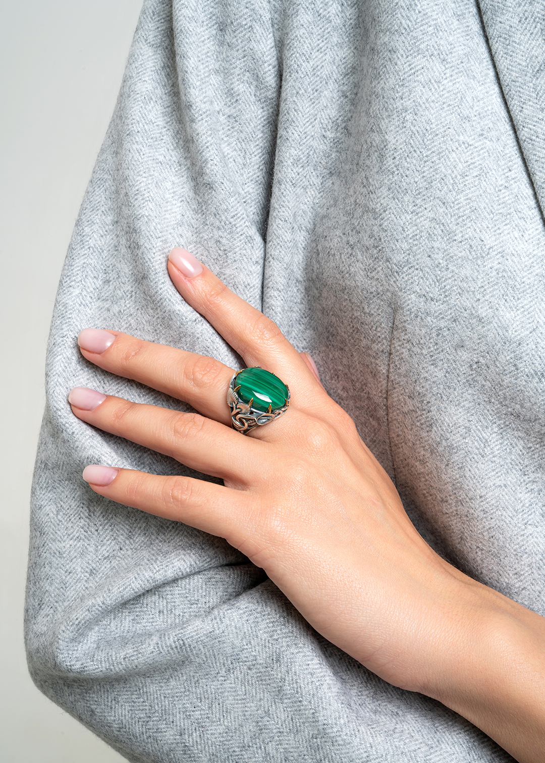 Серебряное кольцо «Малахитовый Мотив» - фото 2