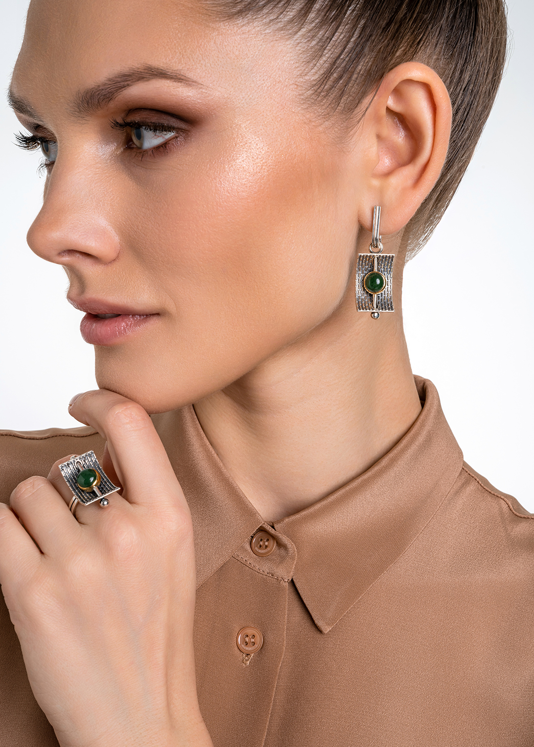 Серебряные серьги с камнем нефрит | Ювелирные украшения Sarkissian - фото 13