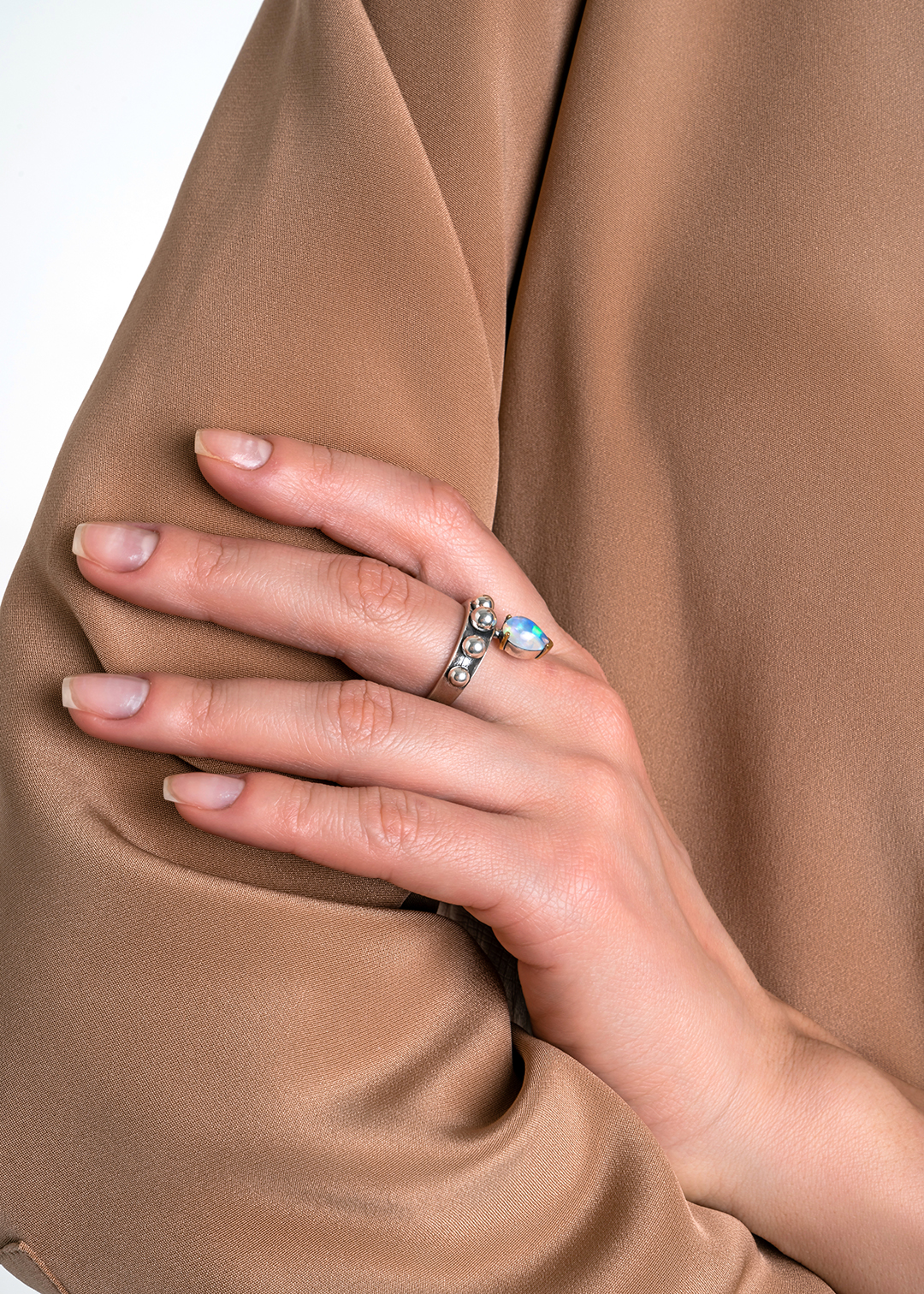 Кольцо из серебра с камнем опал | Ювелирные украшения Sarkissian - фото 10