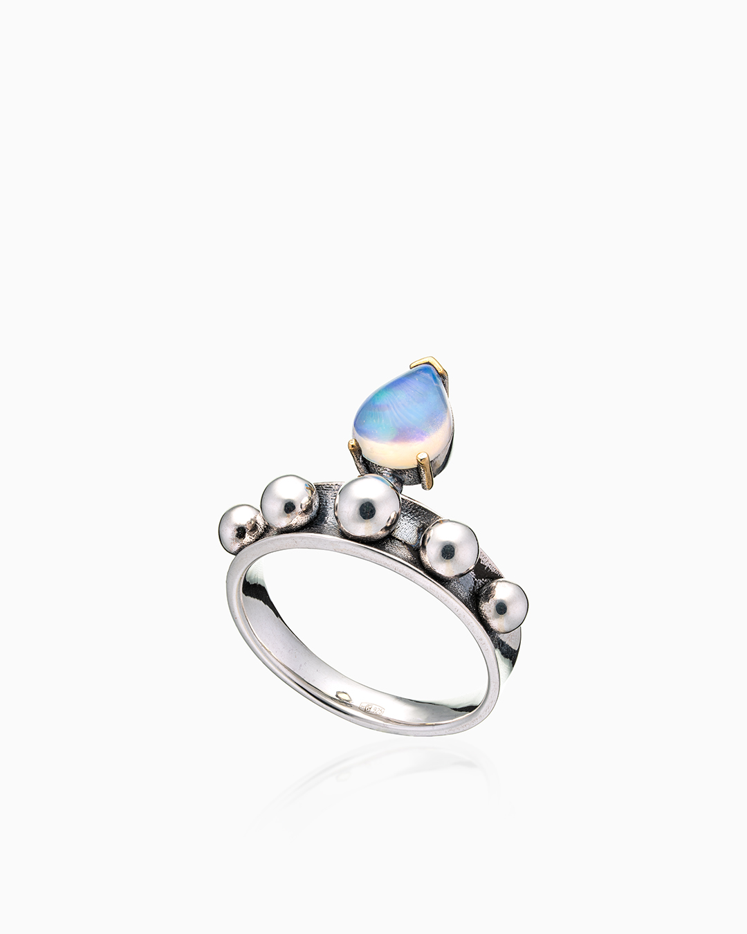 Кольцо из серебра с камнем опал - фото 1