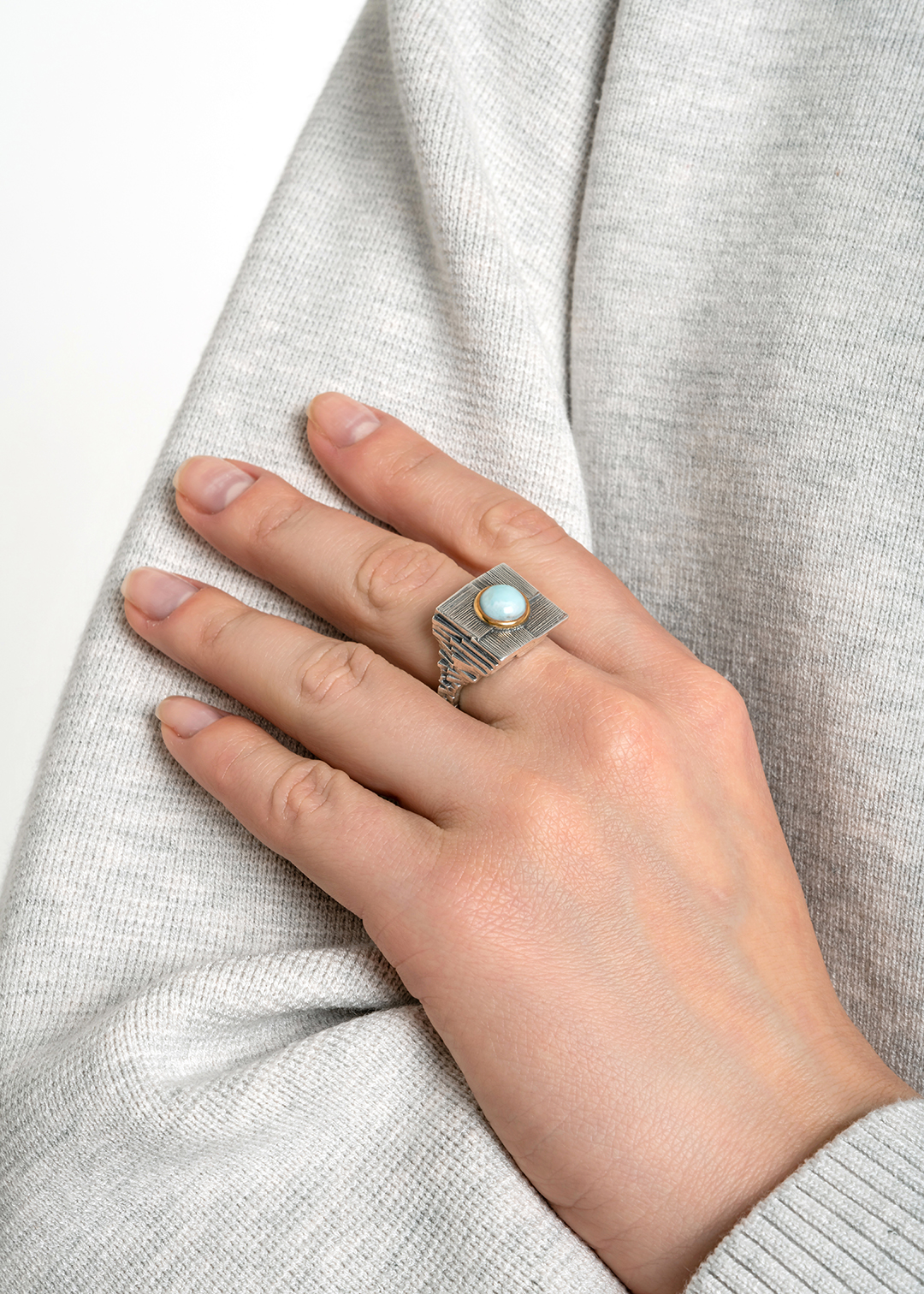 Кольцо из серебра с камнем ларимар | Ювелирные украшения Sarkissian - фото 11