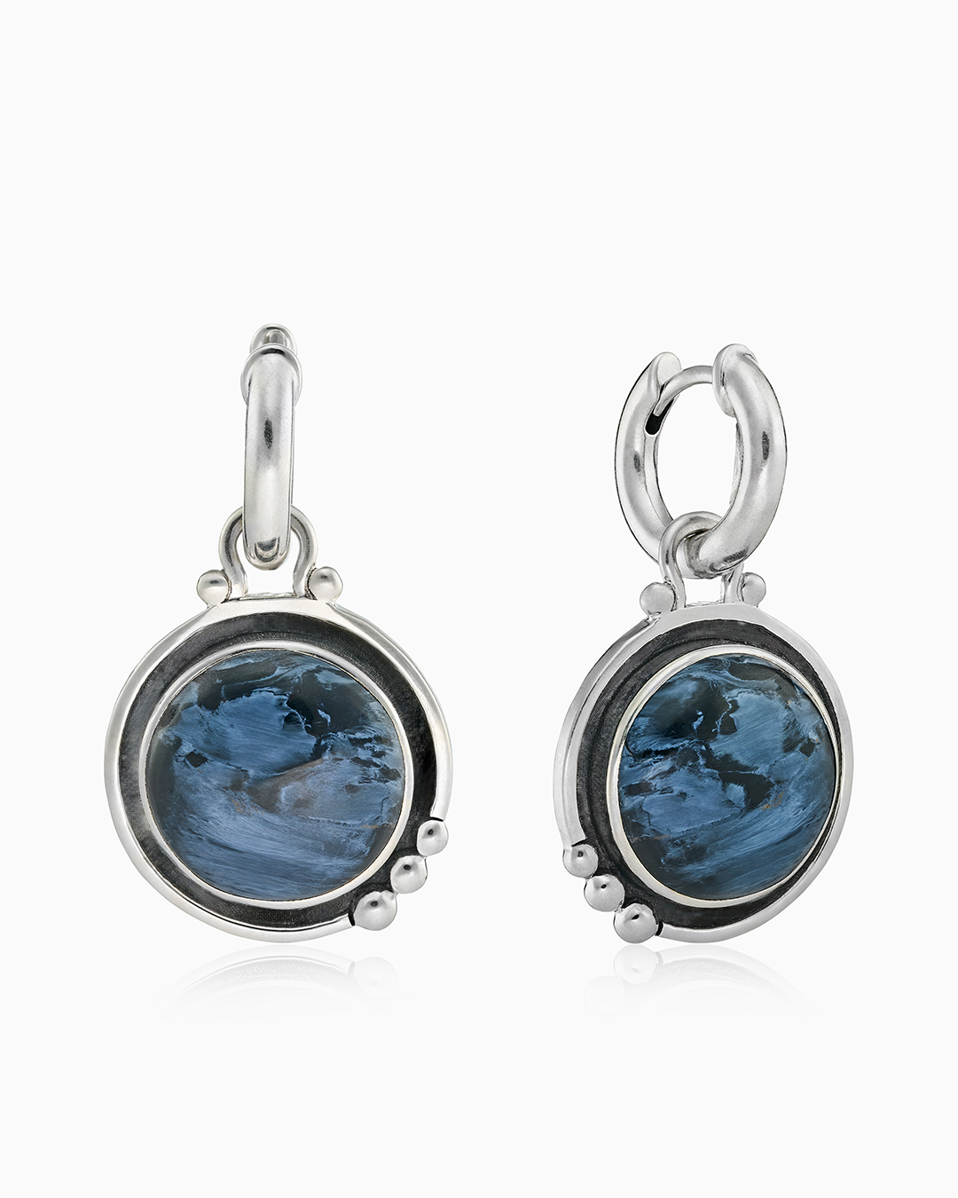 Серьги из серебра с камнем питерсит - фото 1